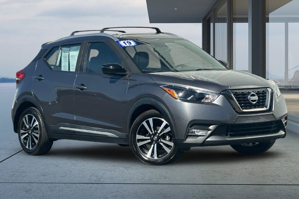 Used 2019 Nissan Kicks SR with VIN 3N1CP5CU1KL487318 for sale in Modesto, CA