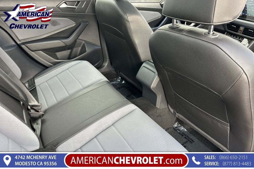 2025 Volkswagen Jetta SE