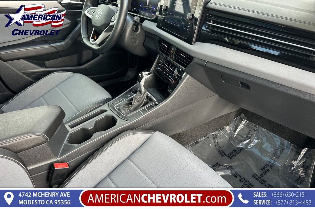 2025 Volkswagen Jetta SE