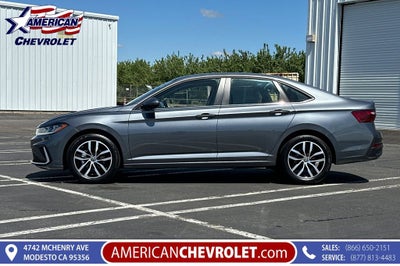 2025 Volkswagen Jetta SE