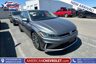 2025 Volkswagen Jetta SE