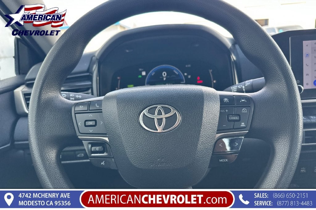 2025 Toyota Camry LE