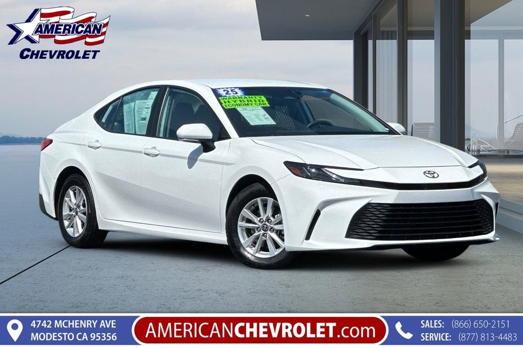 2025 Toyota Camry LE