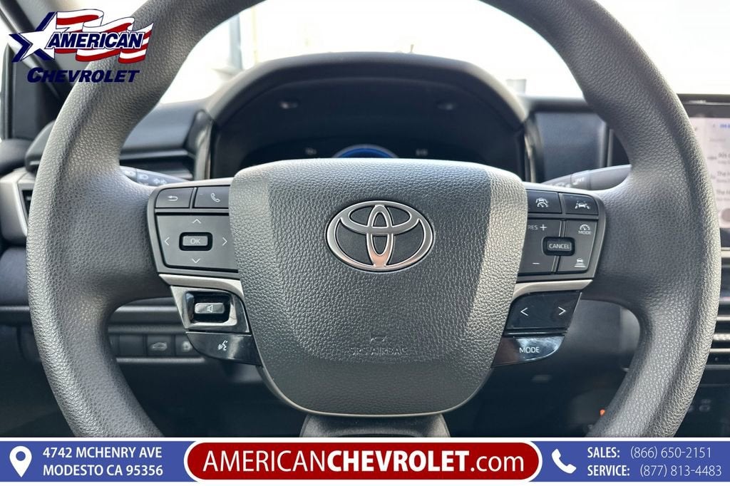2025 Toyota Camry LE
