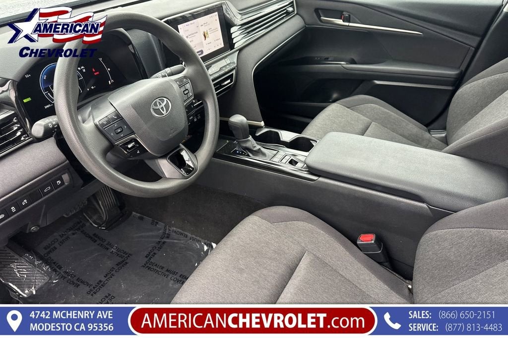 2025 Toyota Camry LE