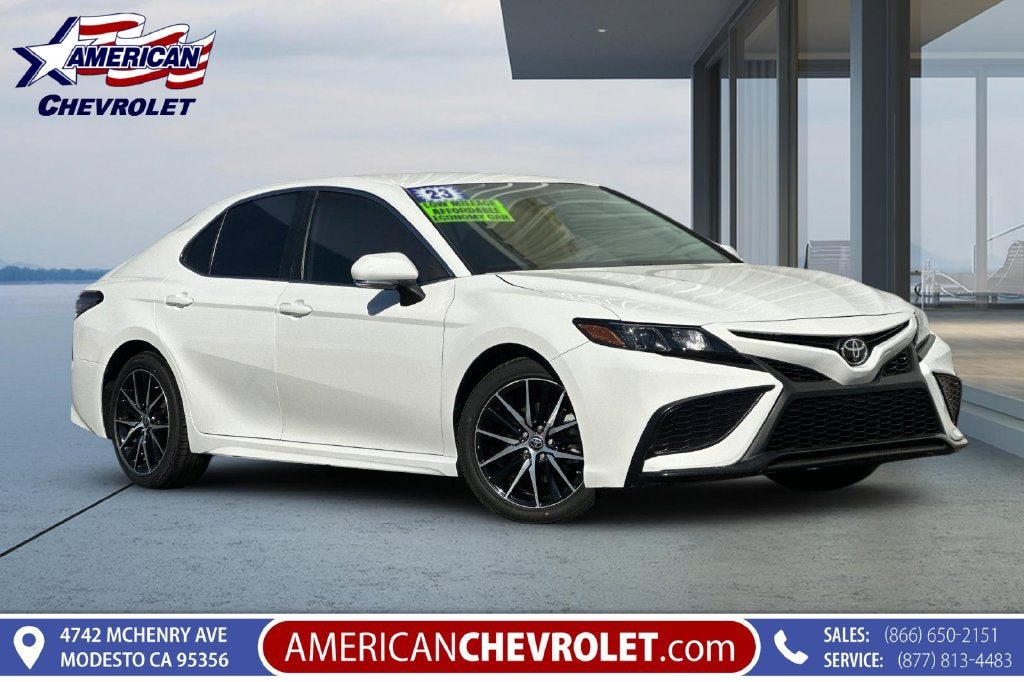 2023 Toyota Camry SE