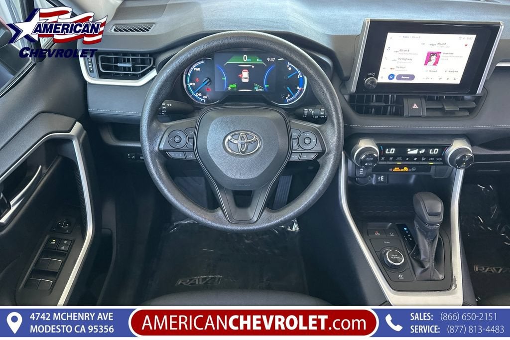 2025 Toyota RAV4 Hybrid XLE