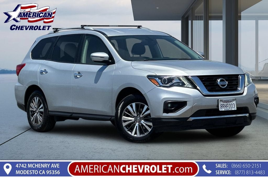 2019 Nissan Pathfinder SV
