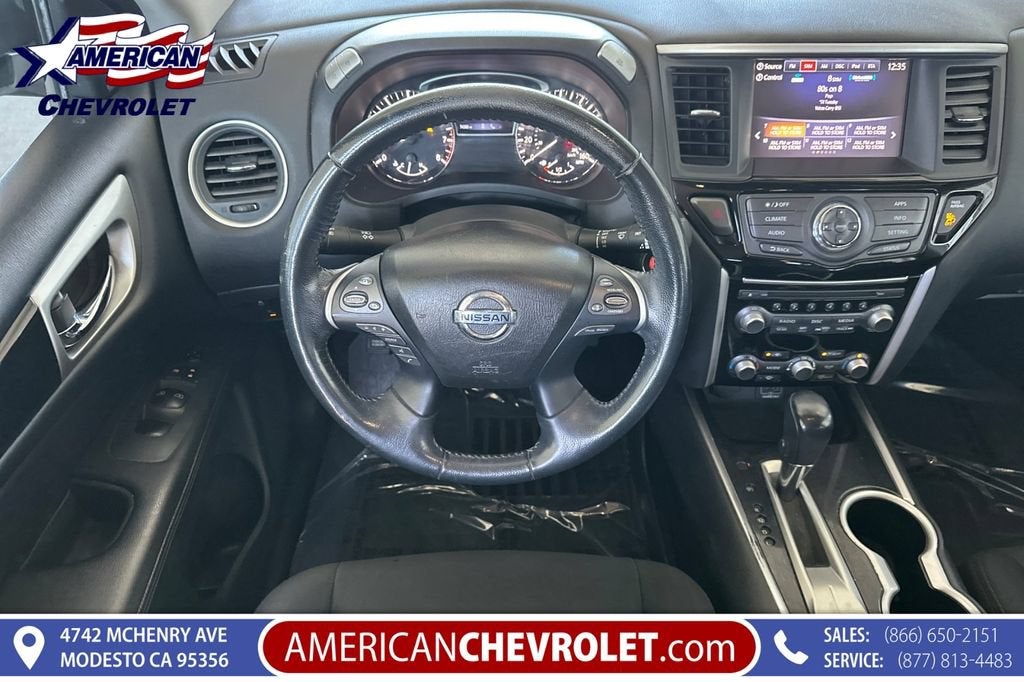 2019 Nissan Pathfinder SV