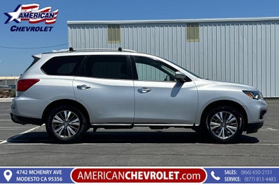 2019 Nissan Pathfinder SV