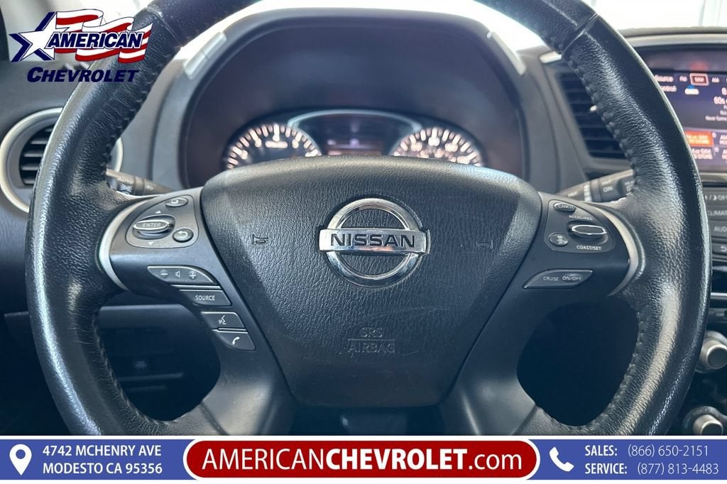 2019 Nissan Pathfinder SV