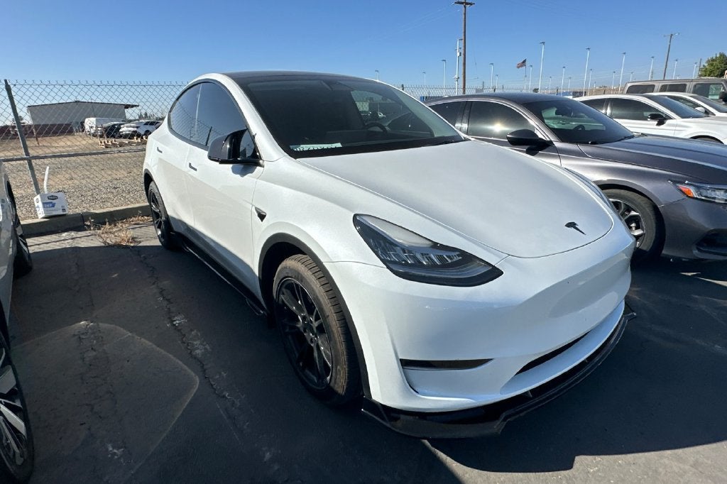 2023 Tesla Model Y Long Range