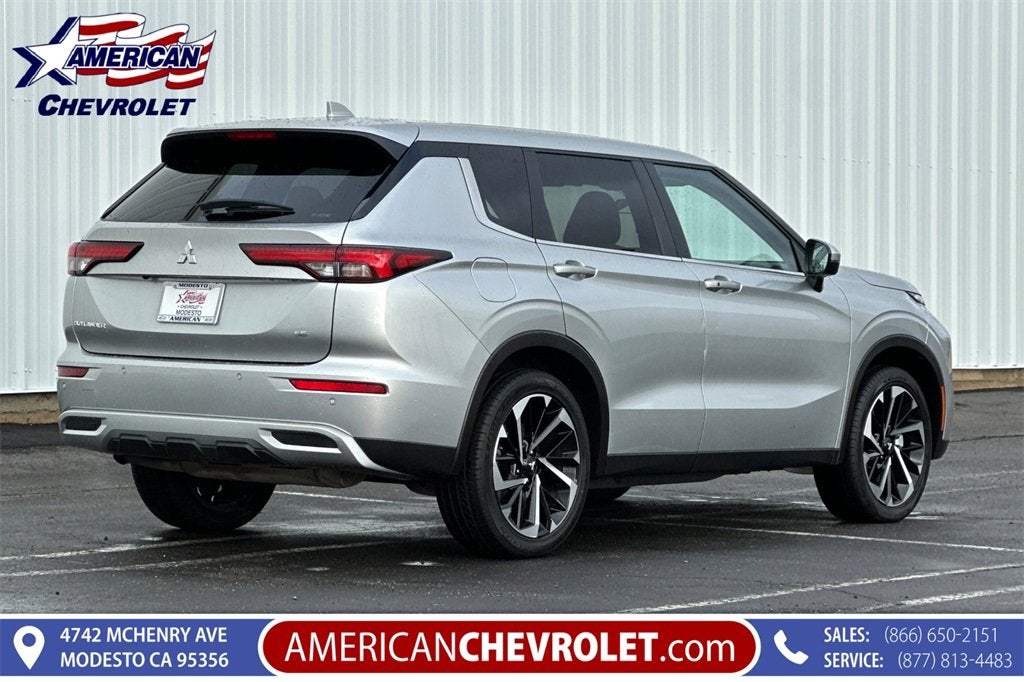 2024 Mitsubishi Outlander SE