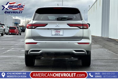 2024 Mitsubishi Outlander SE