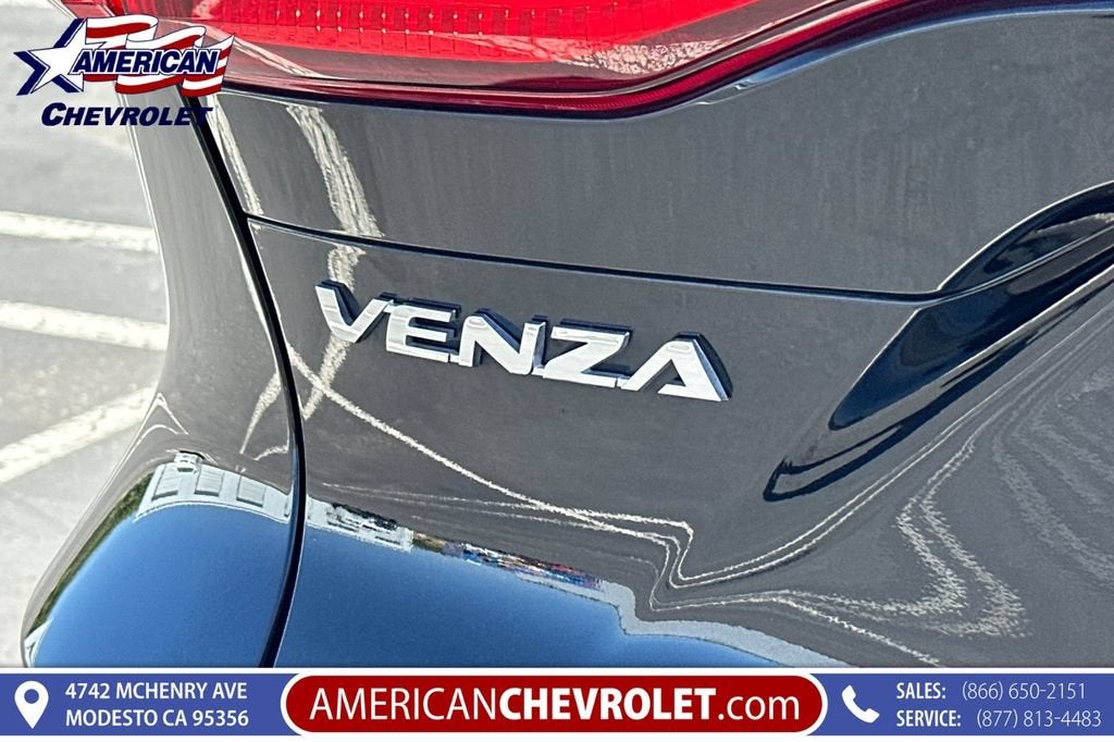 2024 Toyota Venza LE