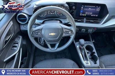 2025 Chevrolet Trax LS