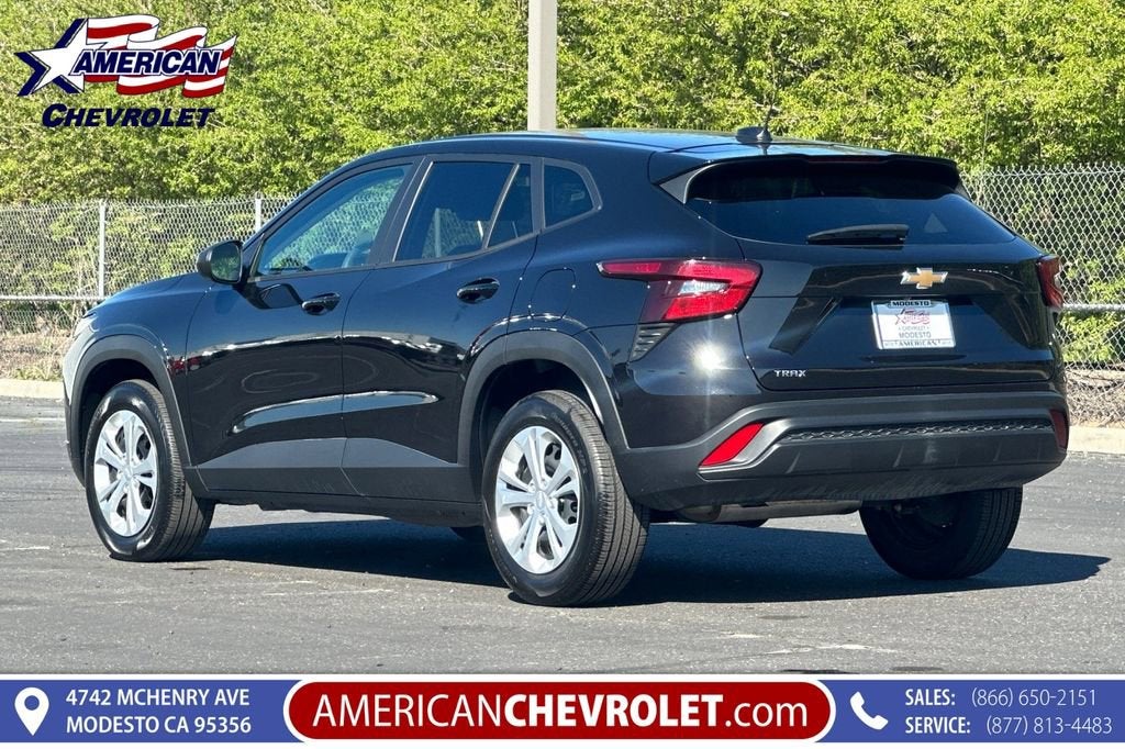 2025 Chevrolet Trax LS