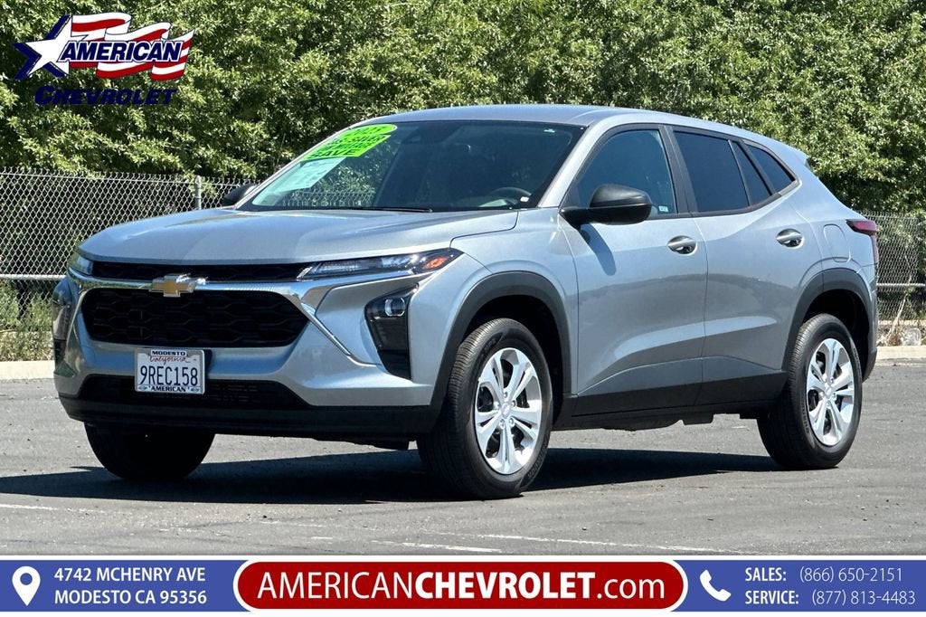 2025 Chevrolet Trax LS