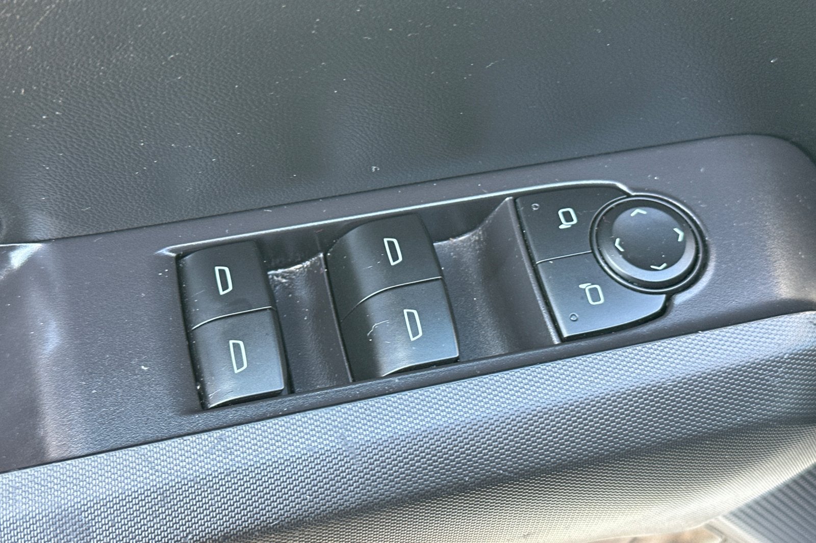 2023 Chevrolet Colorado WT