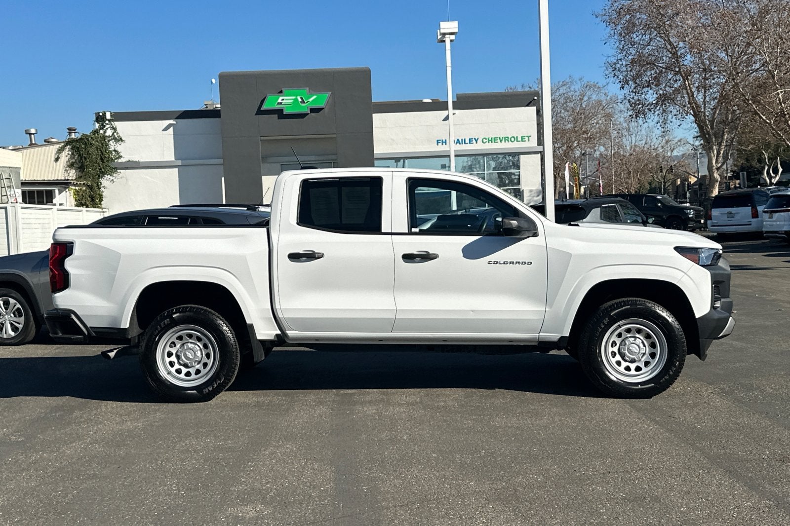 2023 Chevrolet Colorado WT