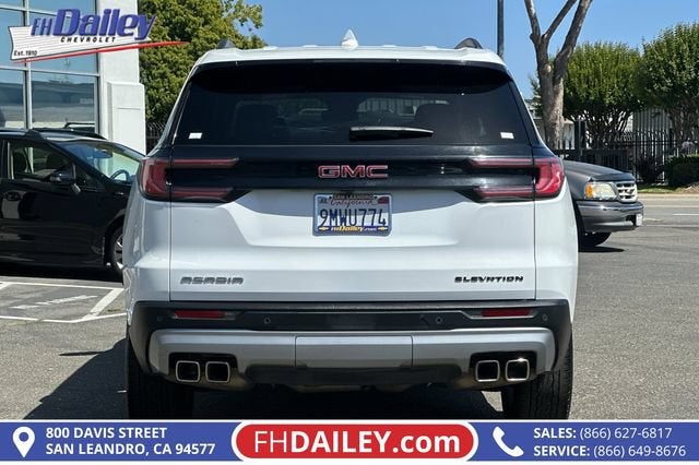 2024 GMC Acadia Elevation