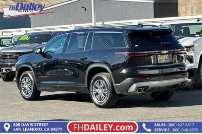 2025 Chevrolet Traverse LT