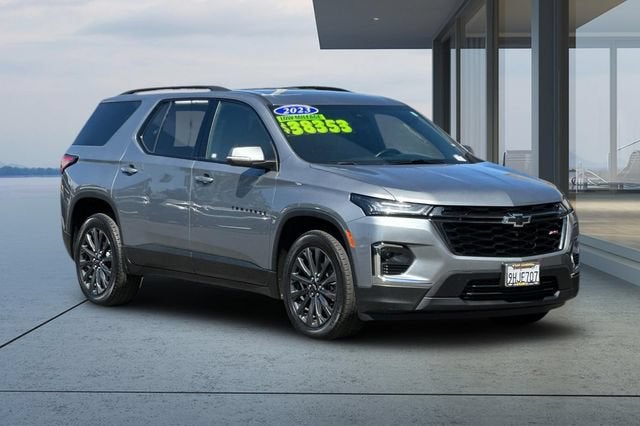 2023 Chevrolet Traverse RS