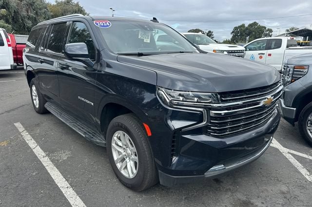 2024 Chevrolet Suburban LT