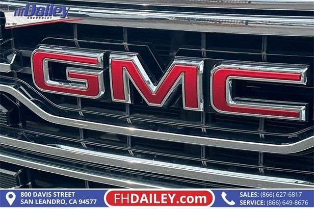 2025 GMC Sierra 1500 SLT