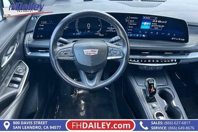 2024 Cadillac XT4 Premium Luxury