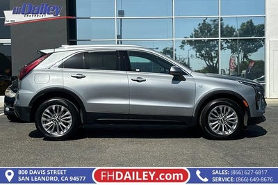 2024 Cadillac XT4 Premium Luxury