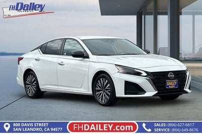 2025 Nissan Altima SV