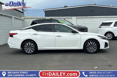 2025 Nissan Altima SV