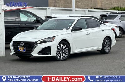 2025 Nissan Altima SV