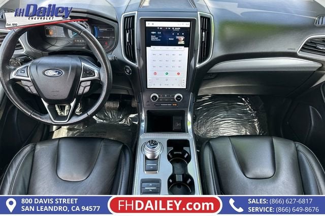 2022 Ford Edge Titanium