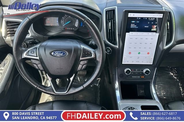 2022 Ford Edge Titanium