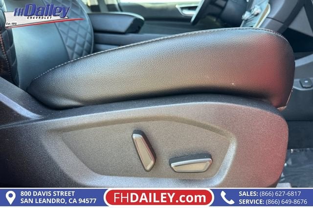 2024 Ford Edge Titanium