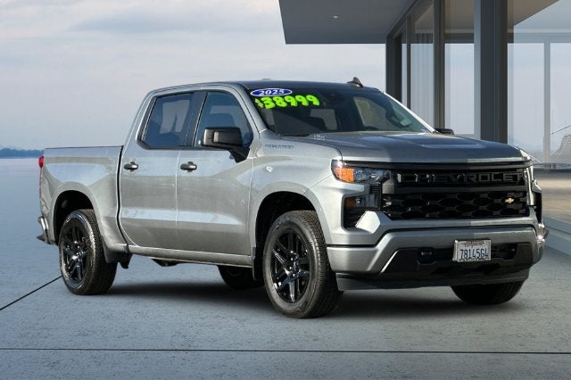 2025 Chevrolet Silverado 1500 Custom