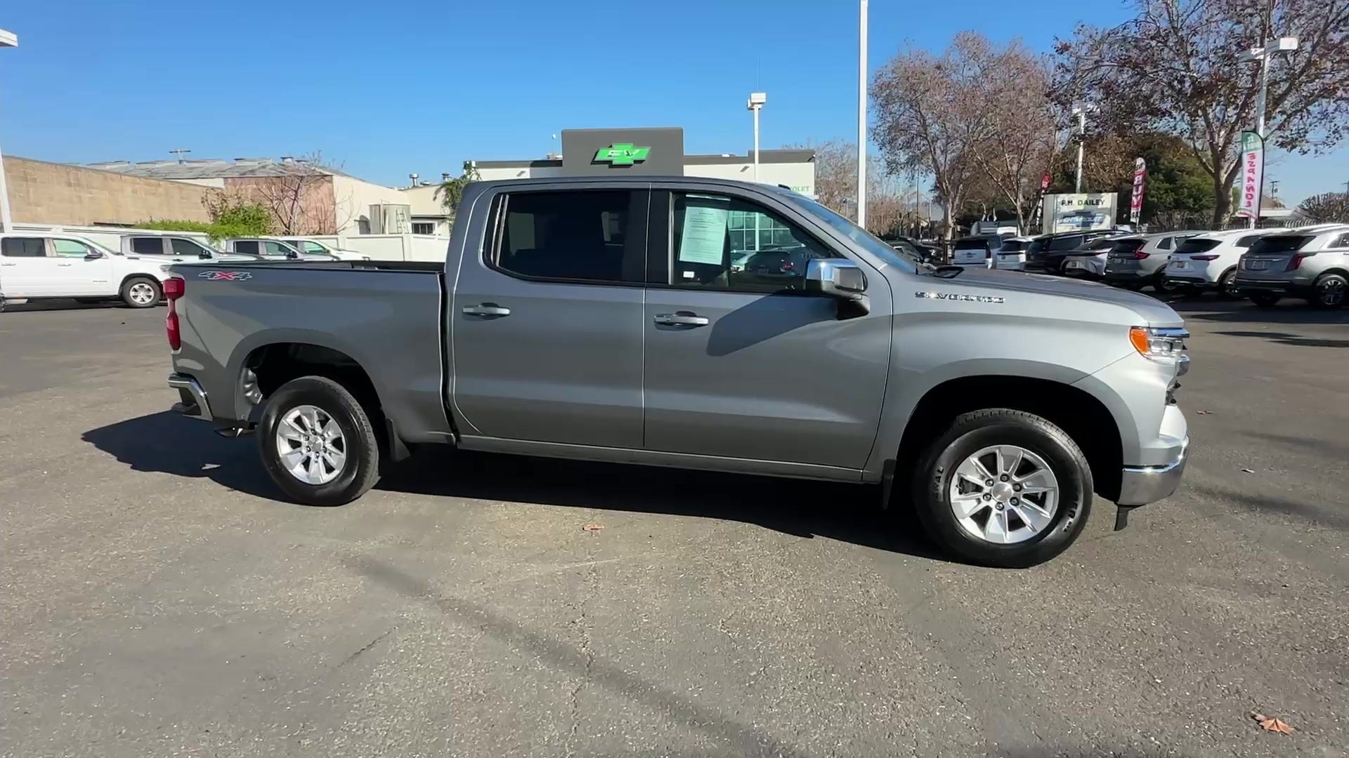 2025 Chevrolet Silverado 1500 LT