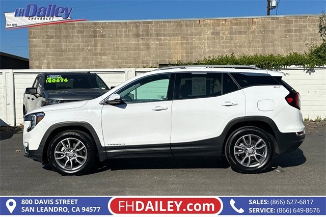 2024 GMC Terrain SLT