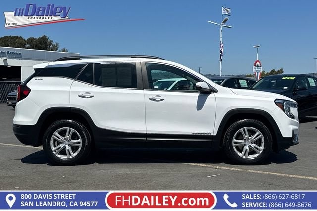2023 GMC Terrain SLE