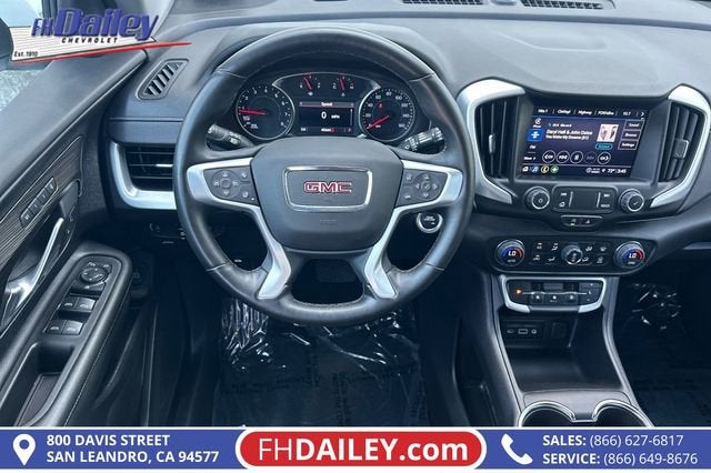 2024 GMC Terrain SLT