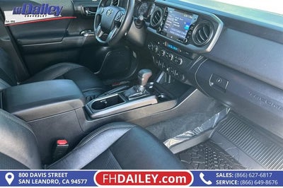 2022 Toyota Tacoma 4WD TRD SPORT