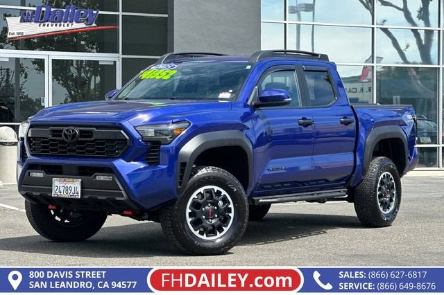 2025 Toyota Tacoma 4WD SR