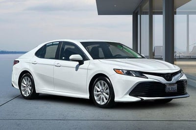 2018 Toyota Camry LE