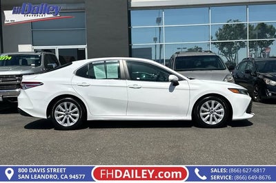 2018 Toyota Camry LE