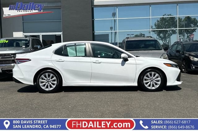 2018 Toyota Camry LE
