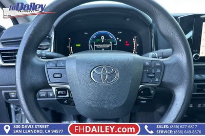 2025 Toyota Camry LE