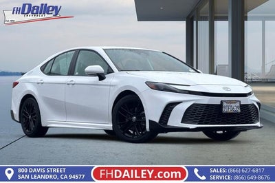 2025 Toyota Camry LE