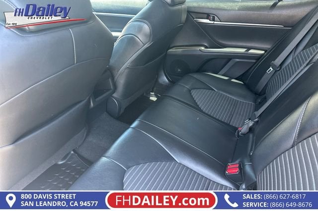 2022 Toyota Camry SE